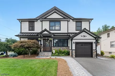 56 Bartell Pl, Clark, NJ 07066