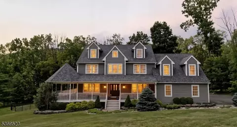 21 Cottonwood Trl, Sparta, NJ 07871