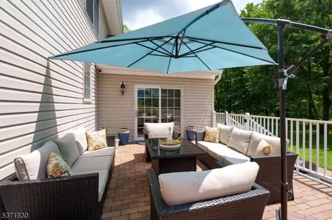 9 Deer Path, Skillman, NJ 08558 photo 39