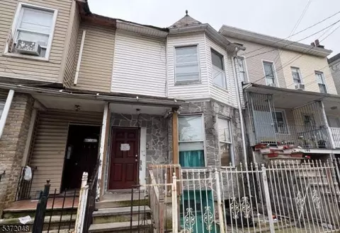 144 12 4th Ave, Newark, NJ 07104