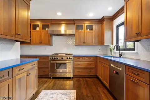57 High St, Summit, NJ 07901 photo 8