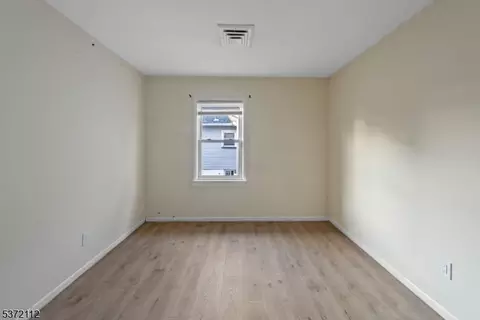 231 Old Rd, Woodbridge Twp, NJ 07077 photo 3