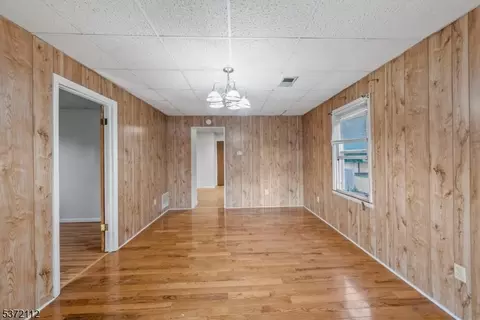 231 Old Rd, Woodbridge Twp, NJ 07077 photo 15
