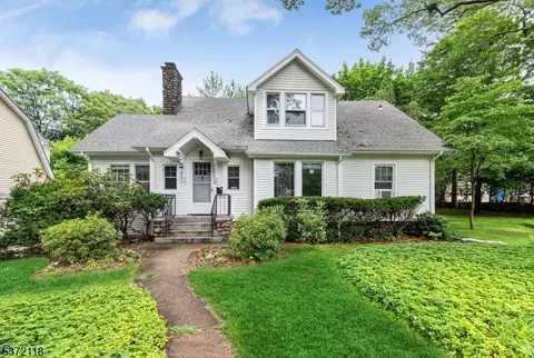 21 Henry St, Glen Rock, NJ 07452