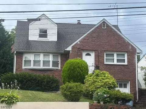 375 Brook Ave, Passaic, NJ 07055