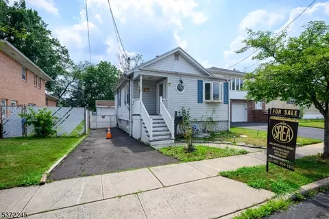 307 Lincoln St, Linden, NJ 07036