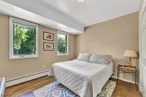 7 Patchbox Ct, Boonton, NJ 07005 photo 18