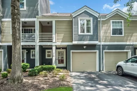 341 Greenfield Rd, Bridgewater, NJ 08807