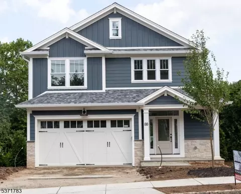 88 Ashwood Ave, Summit, NJ 07901