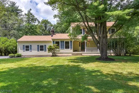 679 Country Club Rd, Bridgewater, NJ 08807