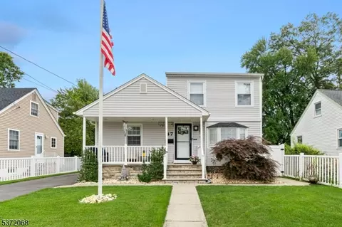 47 Florence Dr, Clark, NJ 07066