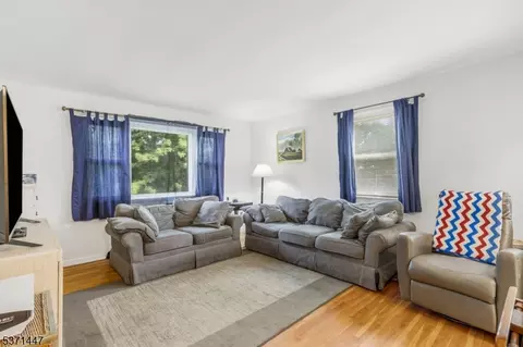 300 Wilson Rd #A, Springfield, NJ 07081