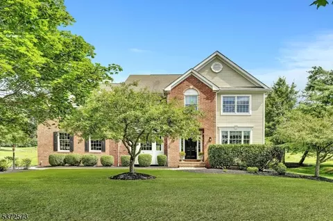 21 Spyglass Rd, Skillman, NJ 08558