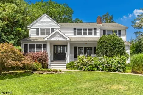 711 E Broad St, Westfield, NJ 07090