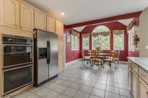 33 Gates Pl, Wayne, NJ 07470 photo 11