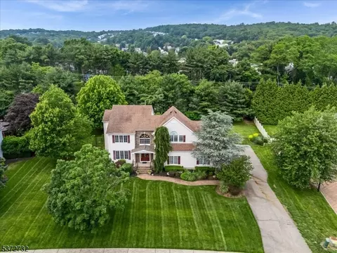 33 Gates Pl, Wayne, NJ 07470 photo 3