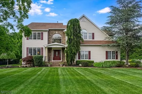 33 Gates Pl, Wayne, NJ 07470 photo 2