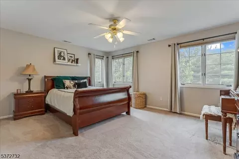33 Gates Pl, Wayne, NJ 07470 photo 23