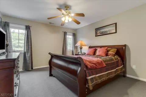 33 Gates Pl, Wayne, NJ 07470 photo 26