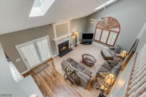 33 Gates Pl, Wayne, NJ 07470 photo 18