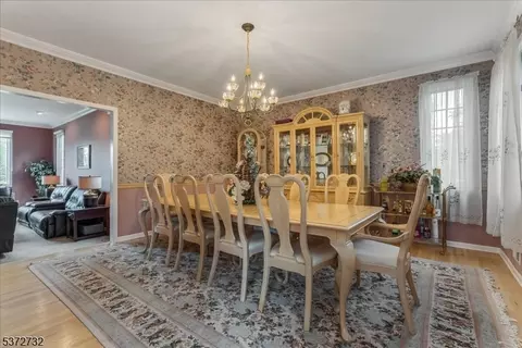 33 Gates Pl, Wayne, NJ 07470 photo 10