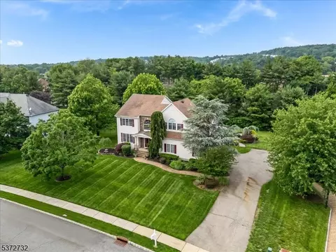 33 Gates Pl, Wayne, NJ 07470 photo 4