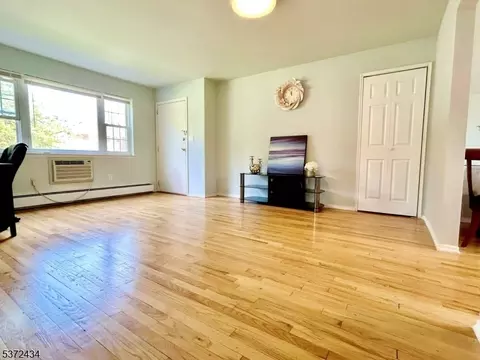 37 Atherton Ct # A, Wayne, NJ 07470 photo 11