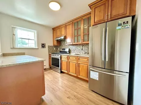 37 Atherton Ct # A, Wayne, NJ 07470 photo 6