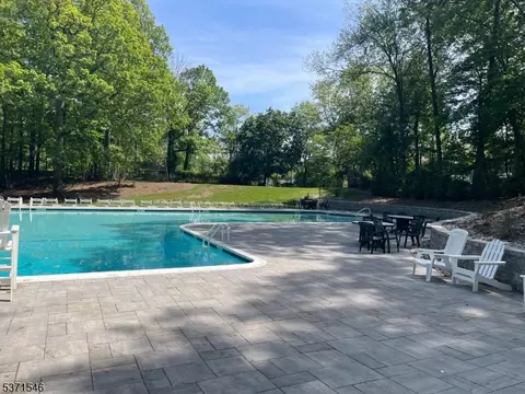 88 Troy Dr # D, Springfield, NJ 07081 photo 20