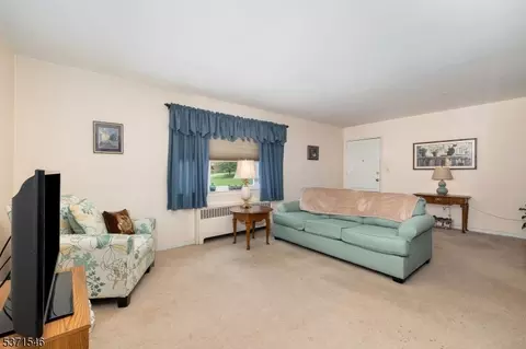 88 Troy Dr # D, Springfield, NJ 07081 photo 6