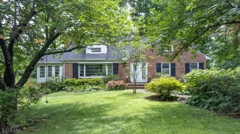 141 Fairmount Ave, Chatham, NJ 07928