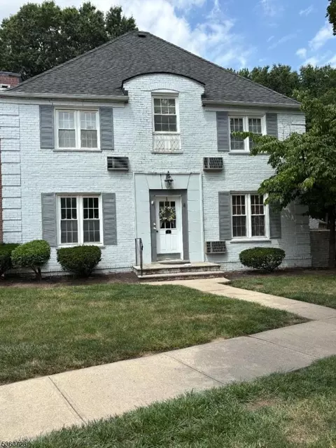 8 A Parkway Vlg, Cranford, NJ 07016