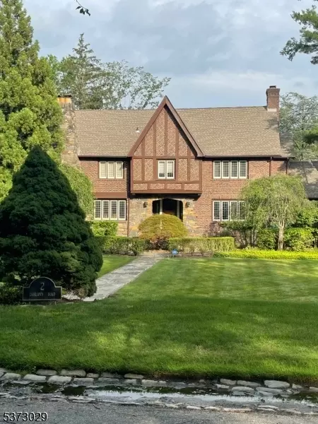 2 Oaklawn Rd, Short Hills, NJ 07078