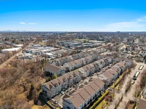36 Carrington Pl, Clifton, NJ 07013