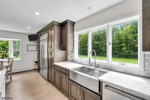 9 Spring Ln, Warren, NJ 07059 photo 11