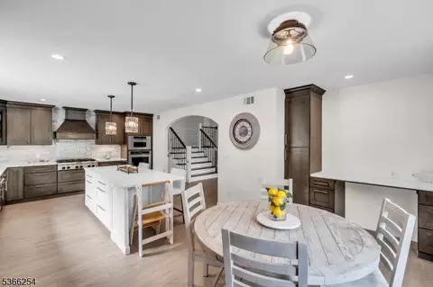 9 Spring Ln, Warren, NJ 07059 photo 8