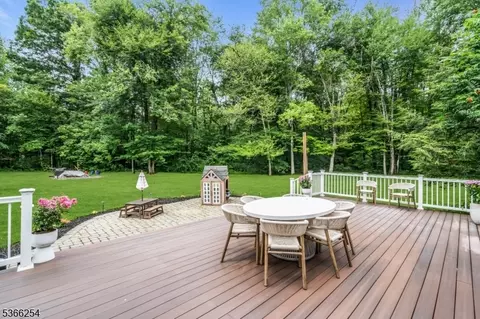 9 Spring Ln, Warren, NJ 07059 photo 41