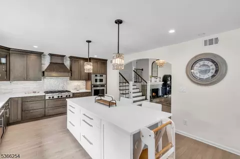 9 Spring Ln, Warren, NJ 07059 photo 9