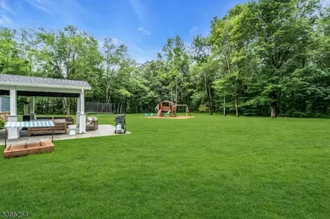 9 Spring Ln, Warren, NJ 07059 photo 48