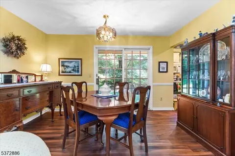 78 Commonwealth Dr, Basking Ridge, NJ 07920 photo 10