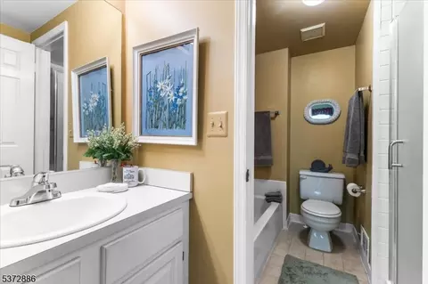 78 Commonwealth Dr, Basking Ridge, NJ 07920 photo 18