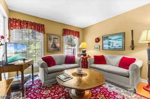 78 Commonwealth Dr, Basking Ridge, NJ 07920 photo 16