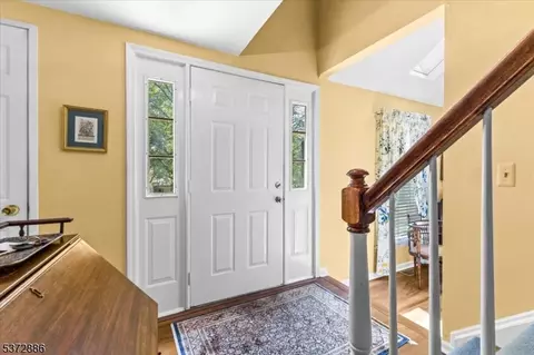 78 Commonwealth Dr, Basking Ridge, NJ 07920 photo 5