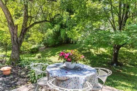 78 Commonwealth Dr, Basking Ridge, NJ 07920 photo 3