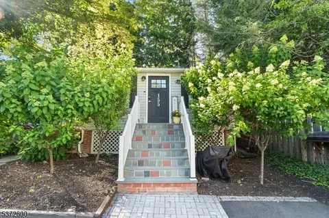 155 Western Ave, Morristown, NJ 07960