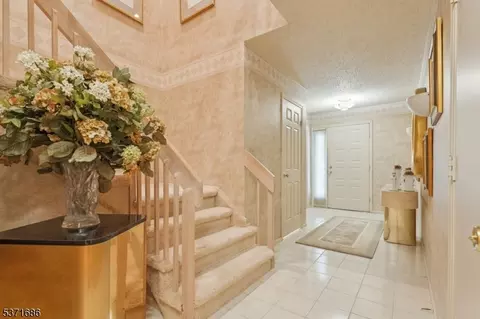 603 Park Pl, Springfield, NJ 07081 photo 2