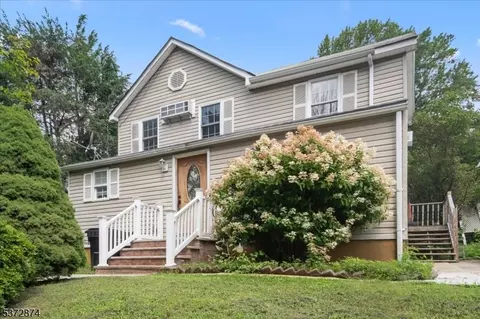 45 Stoll St, Netcong, NJ 07857