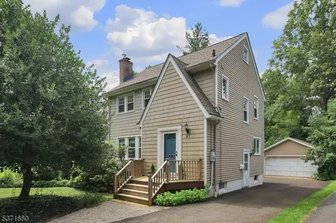 97 Woodland Ave, Morristown, NJ 07960