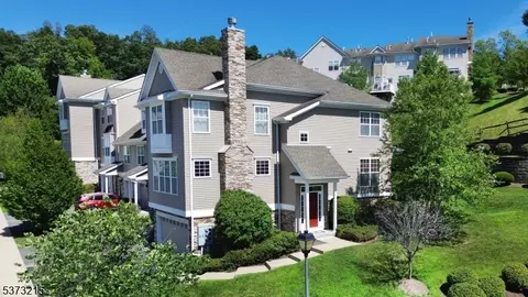 76 Indigo Rd #76, Hackettstown, NJ 07840