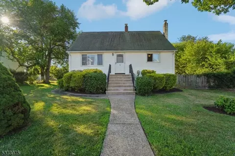 1 Velock Dr, Little Ferry, NJ 07643